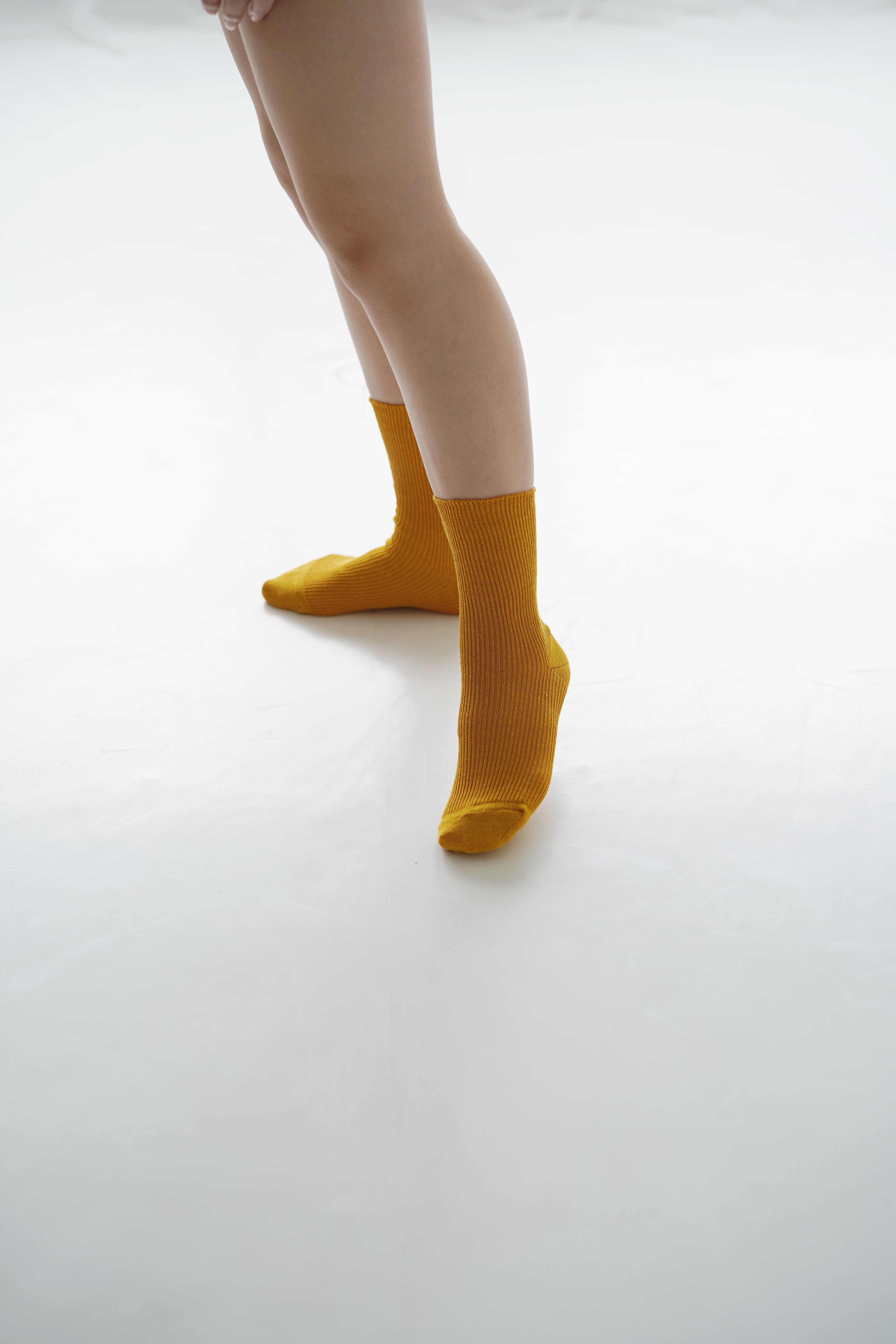 hakne Linen ribbed socks