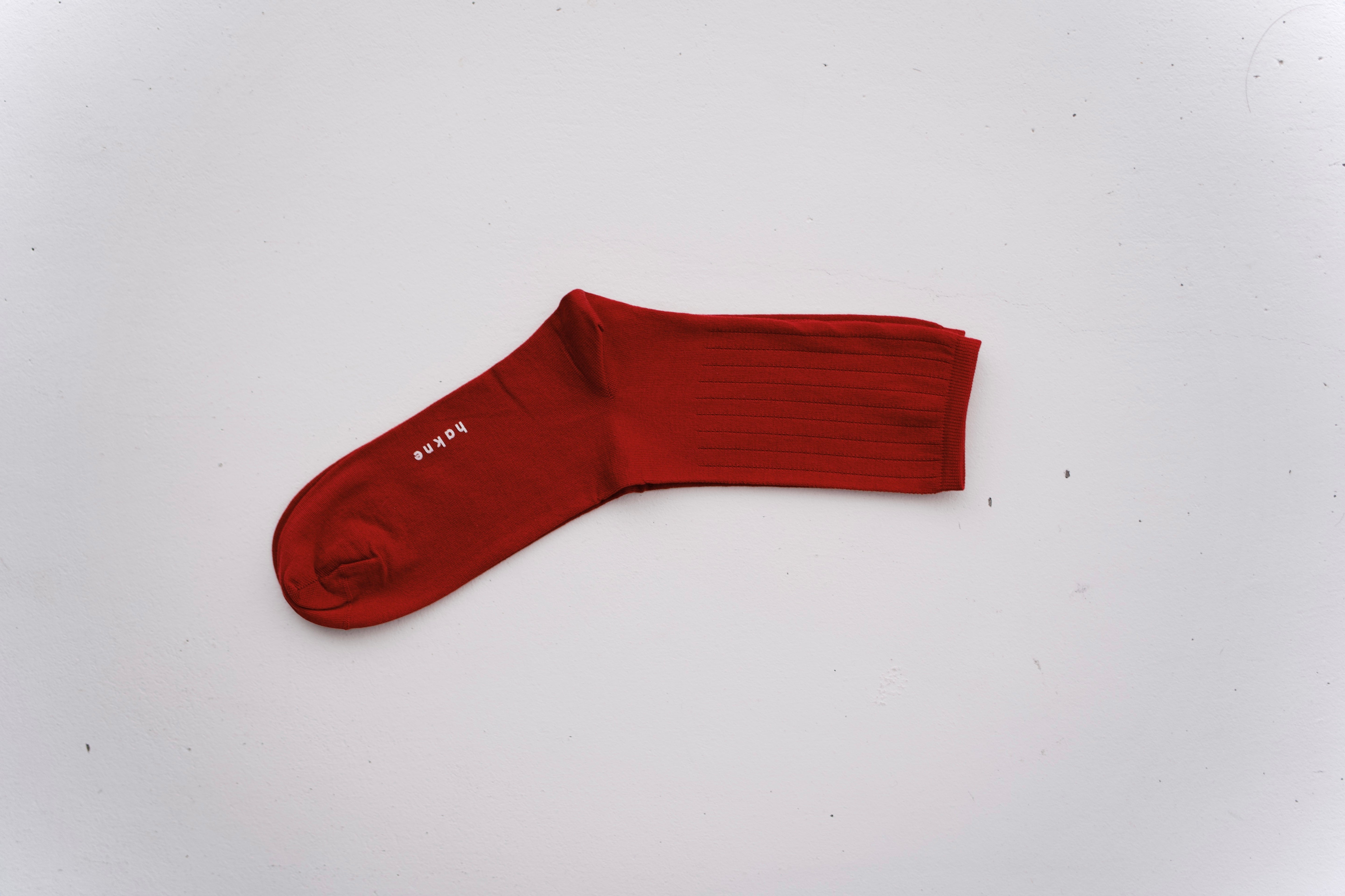 hakne - Smooth silk socks