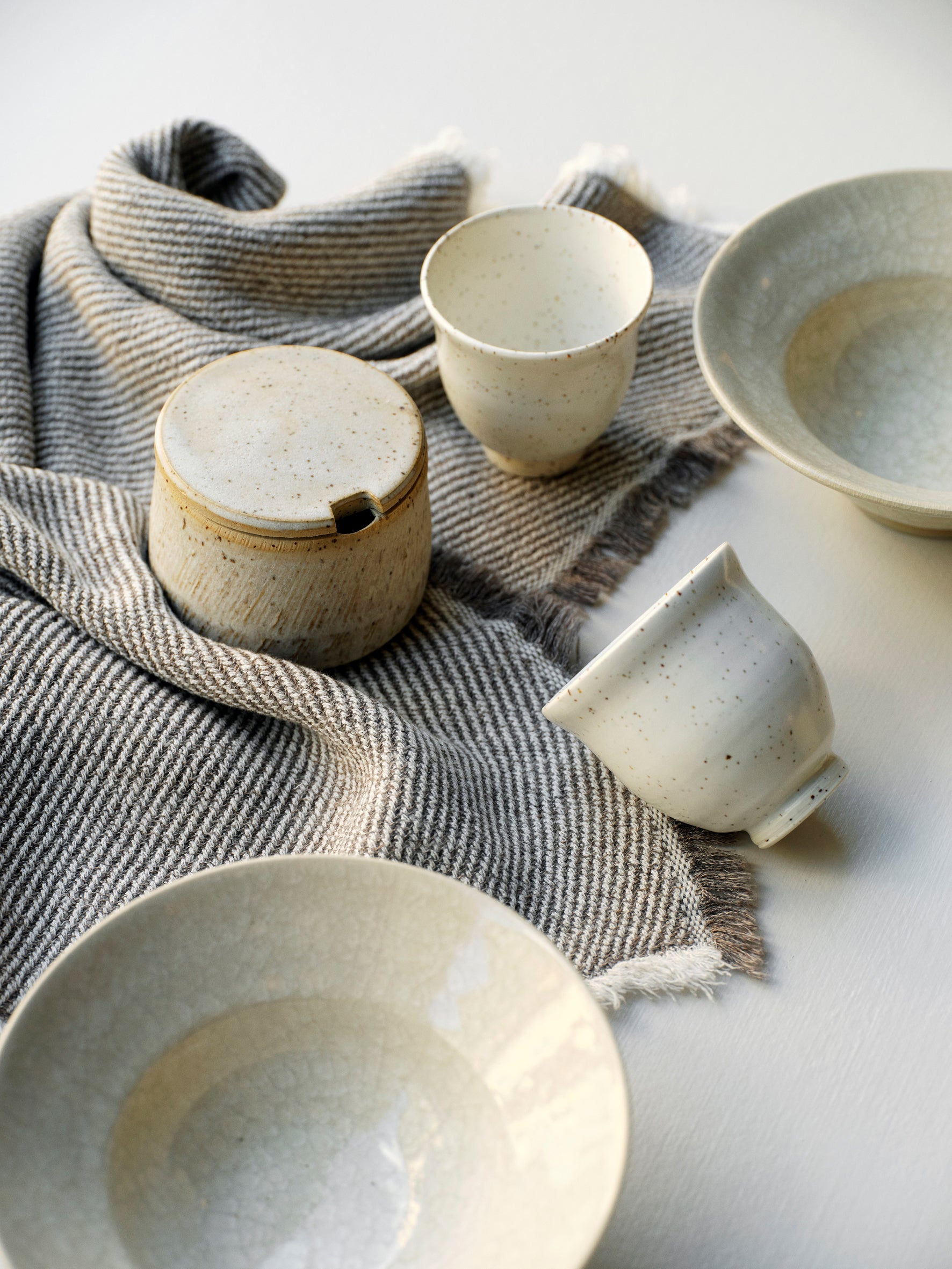 Crackle Bowls - Off-White