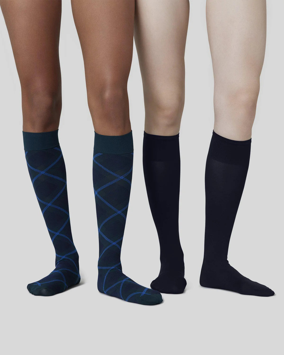 SWEDISH STOCKINGS - 2-pack Franka Check & Solid Knee Highs - DARK GREEN