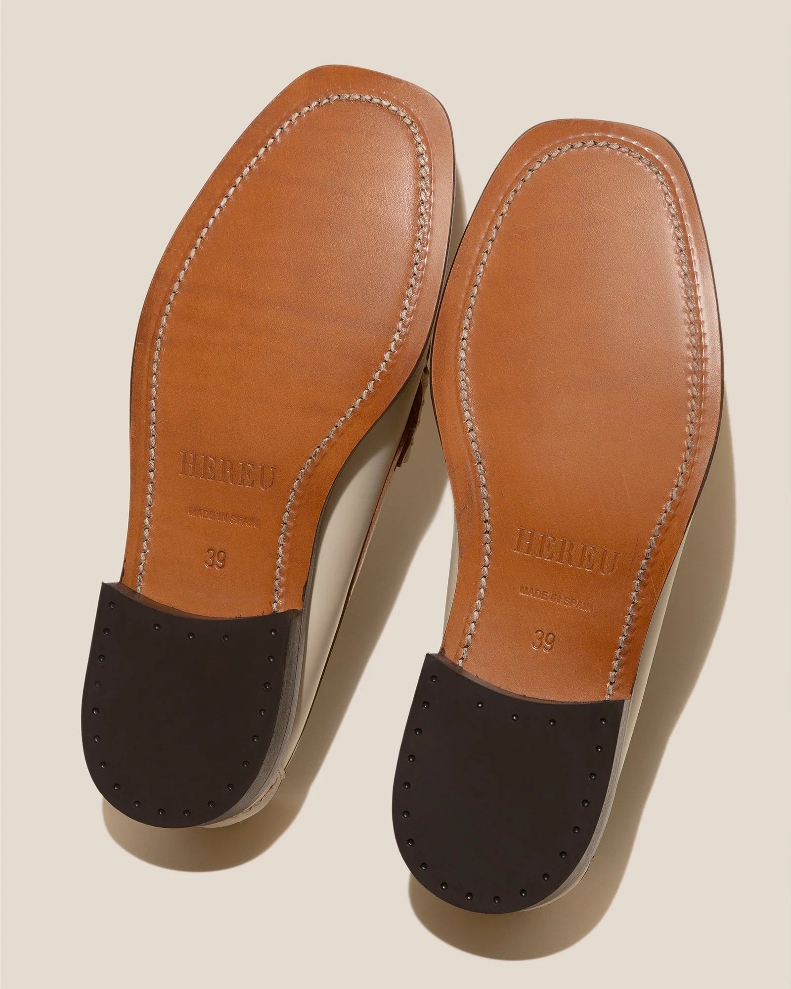 HEREU - NOMBELA SLIP ON LOAFER - CUSTARD