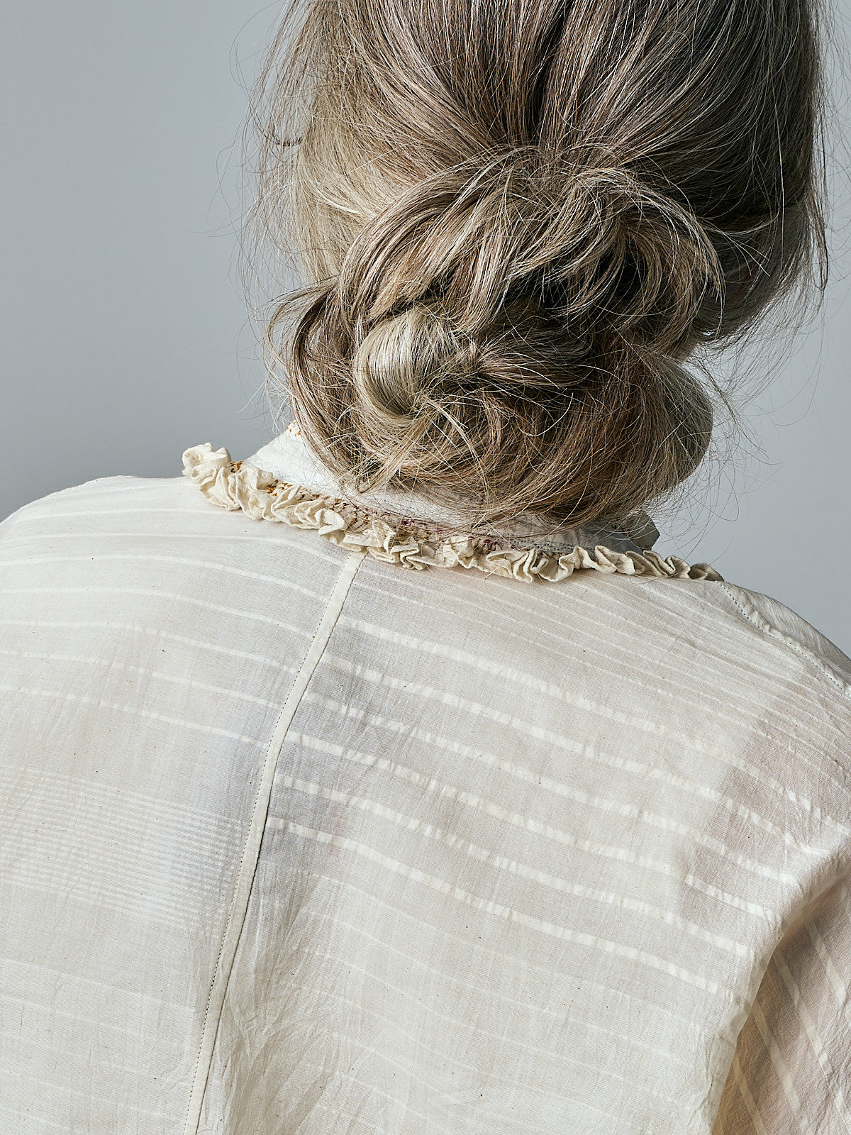 Herbarium-122 - Ruffle Shirt - Off-White