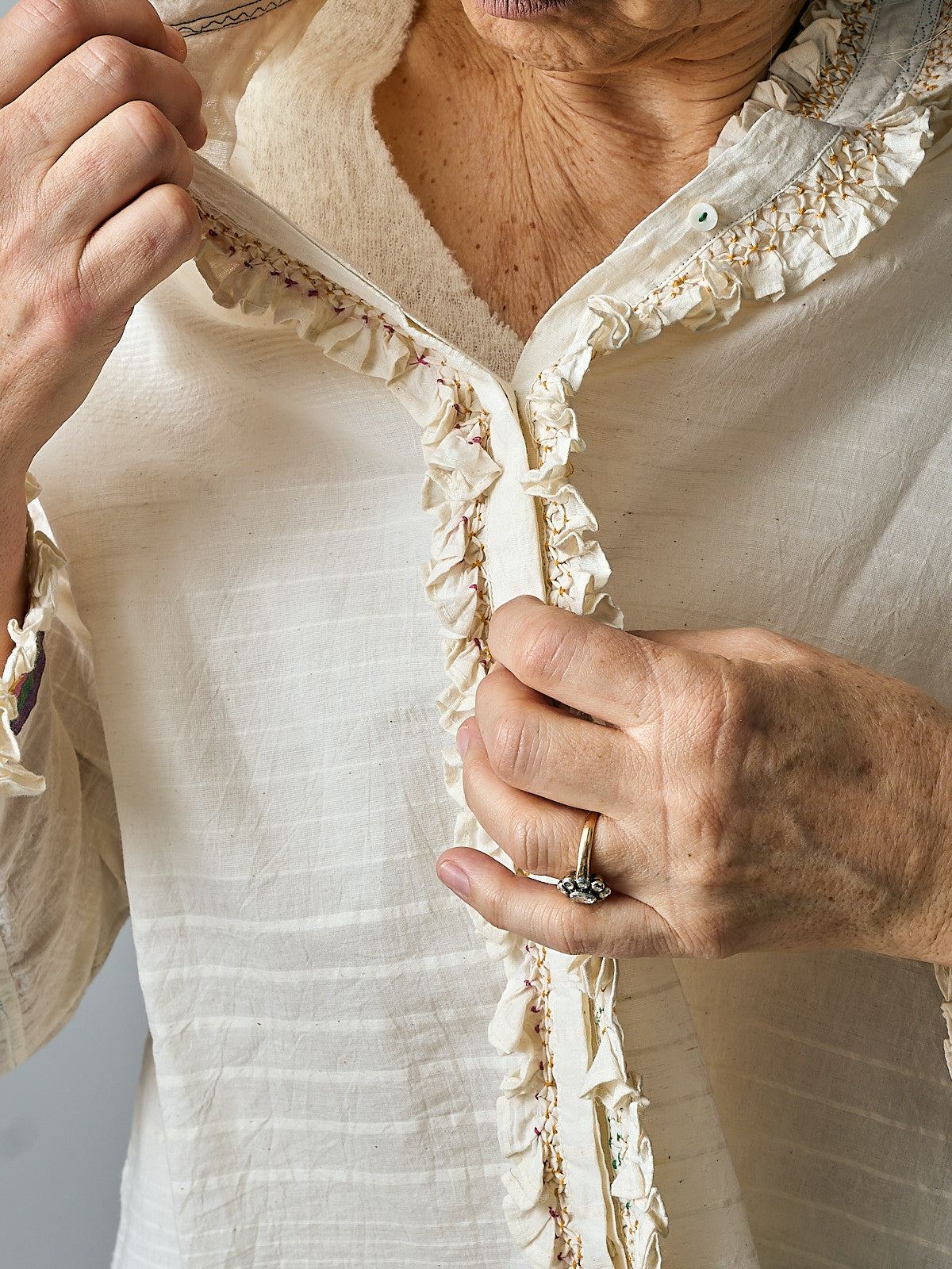 Herbarium-122 - Ruffle Shirt - Off-White