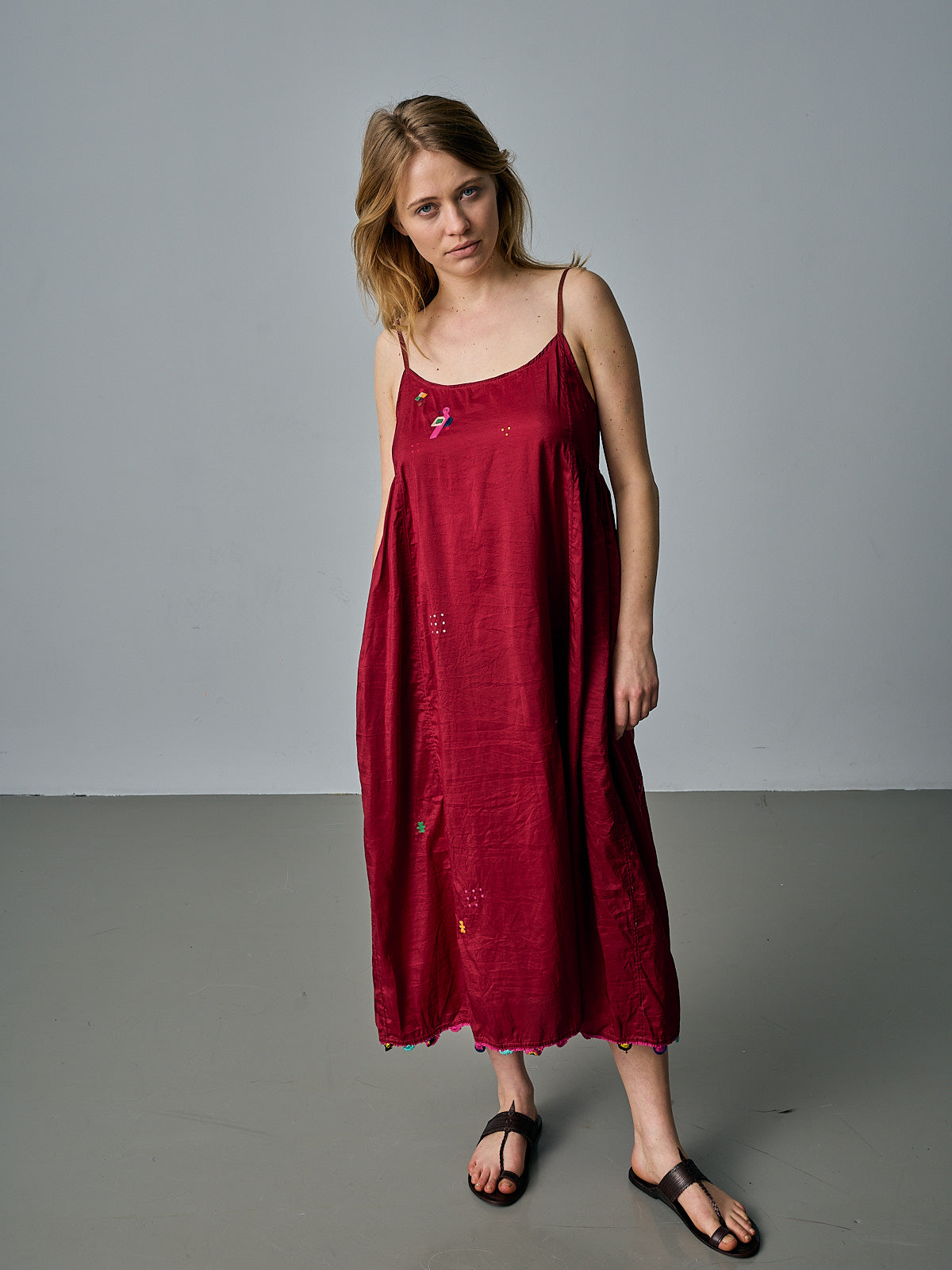 INJIRI - Miraj-96 Slip Dress - tété