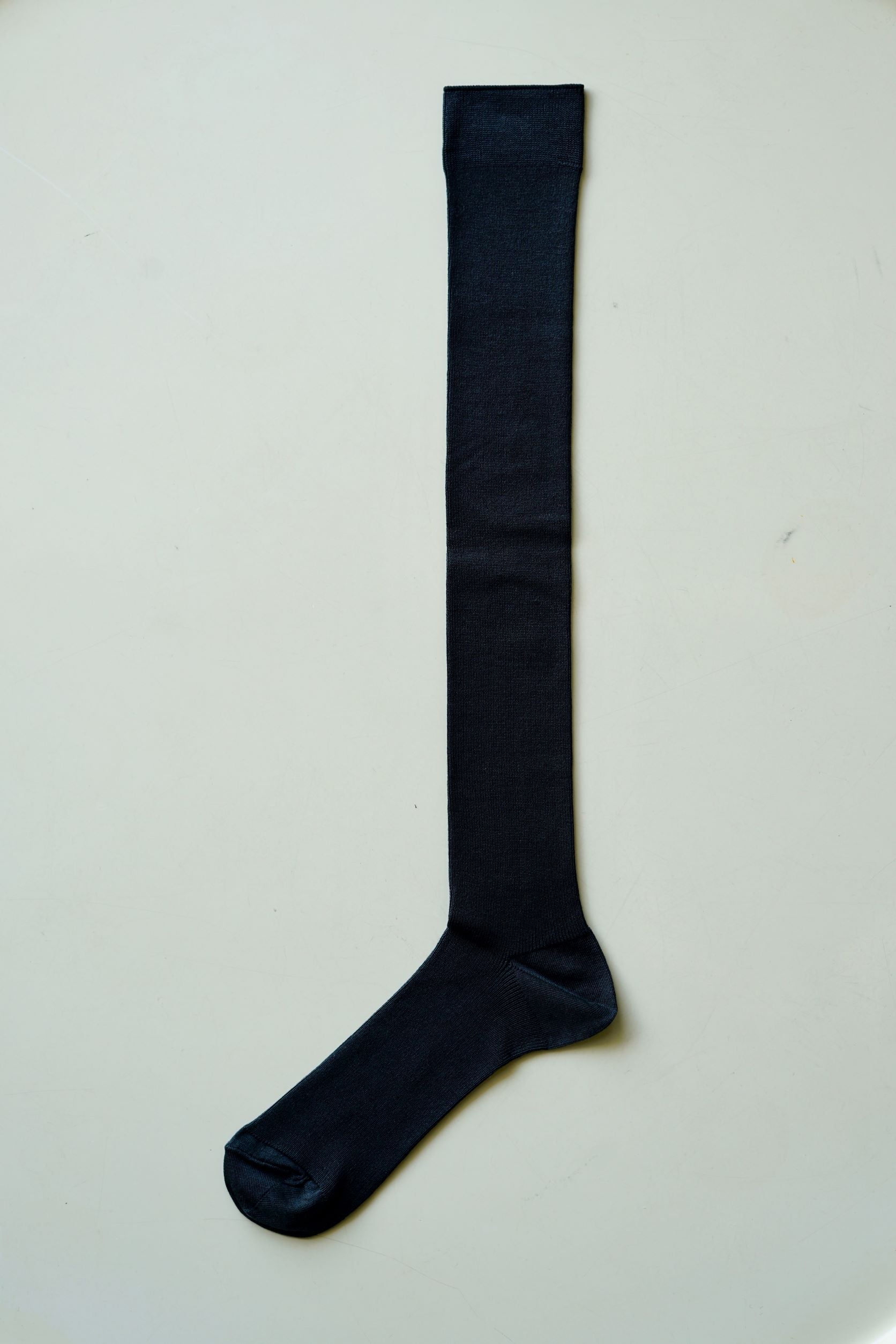 hakne Silk Ribbed High Socks