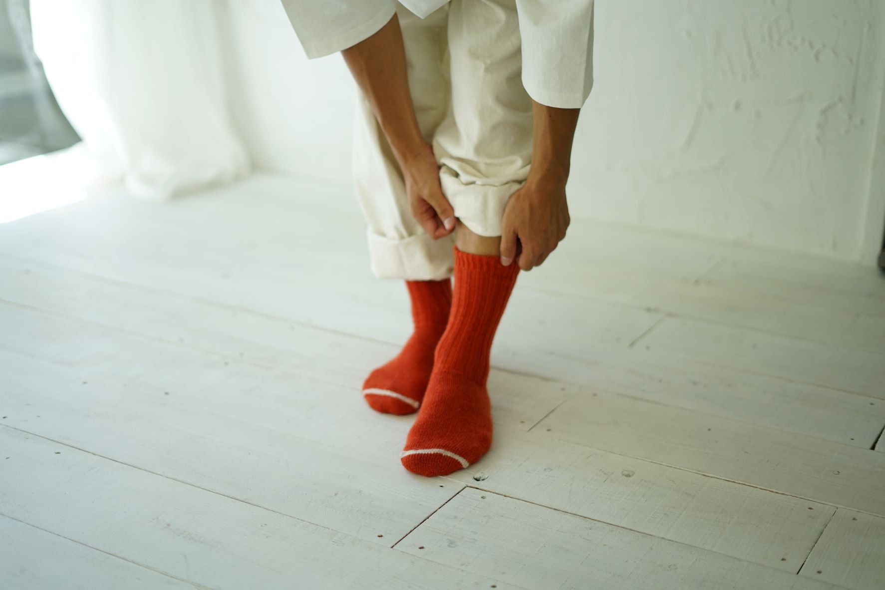 NISHIGUCHI KUTSUSHITA - Wool Ribbed Socks