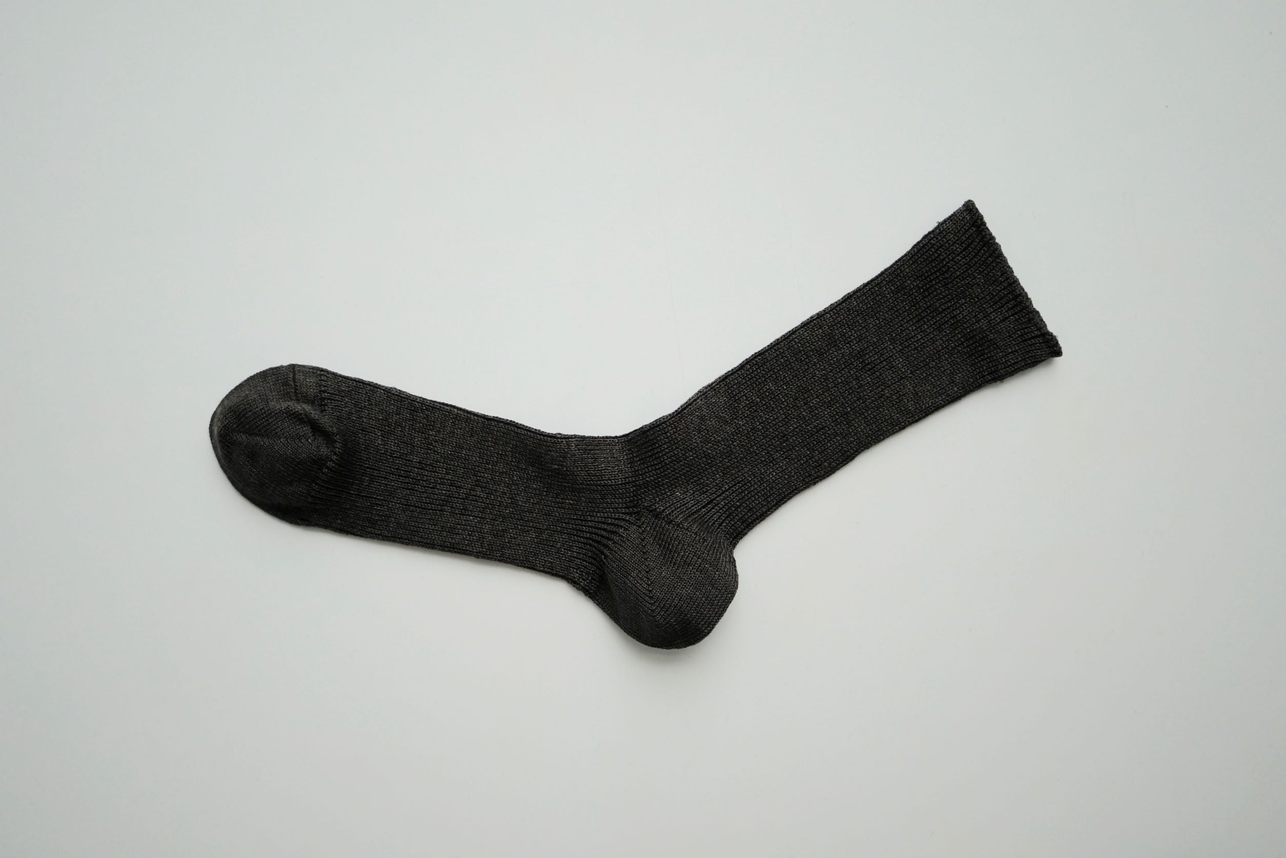 hakne Linen ribbed socks