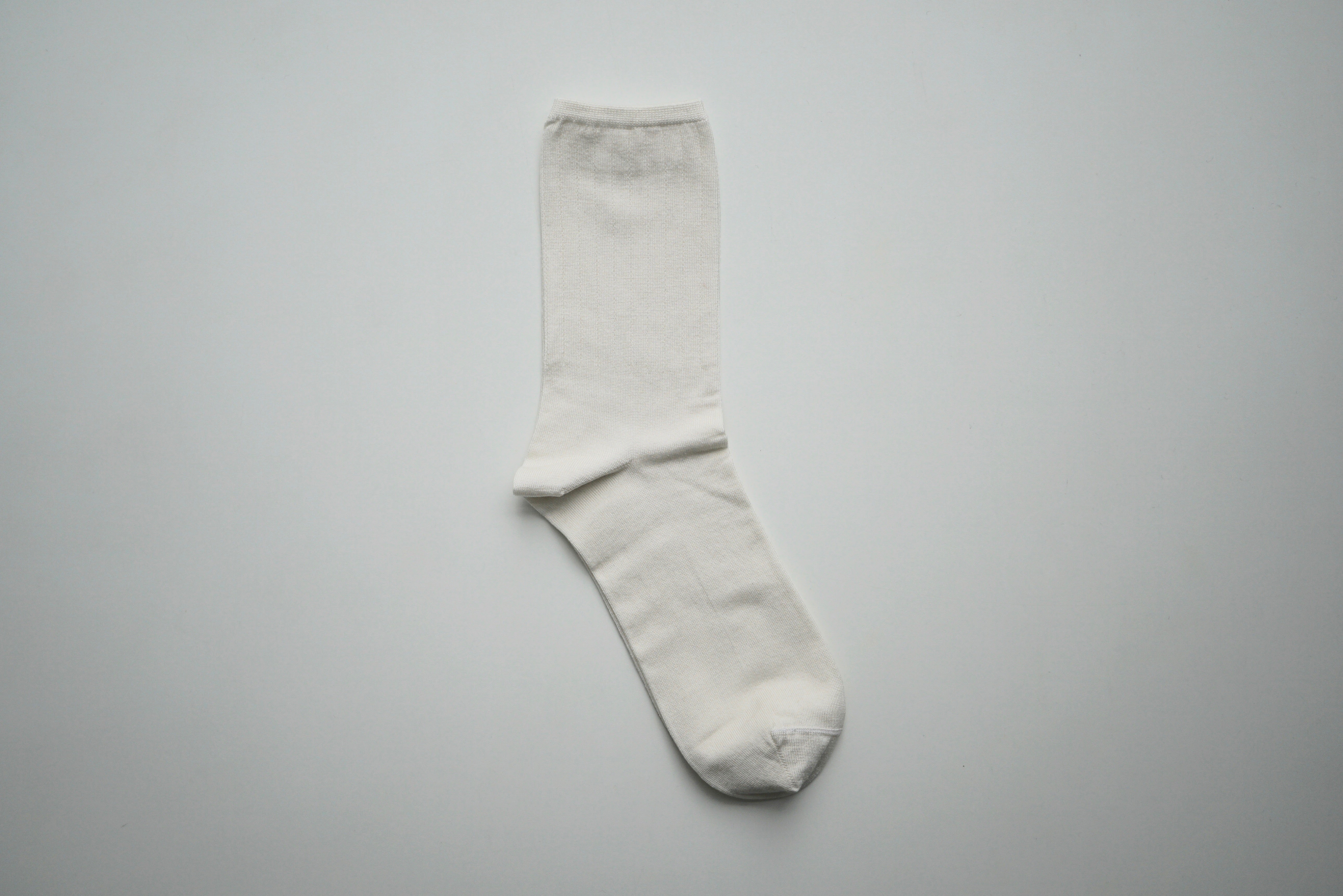 hakne - Smooth silk socks