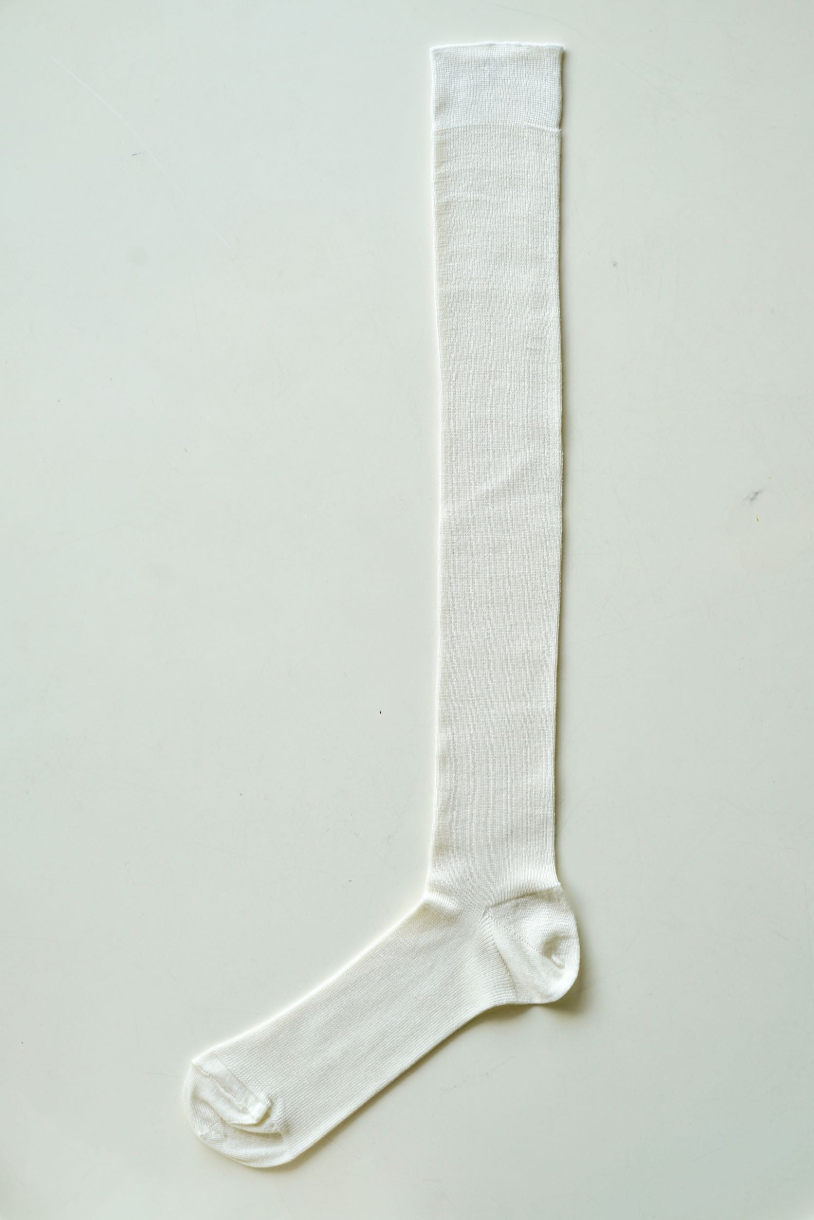 hakne Silk Ribbed High Socks