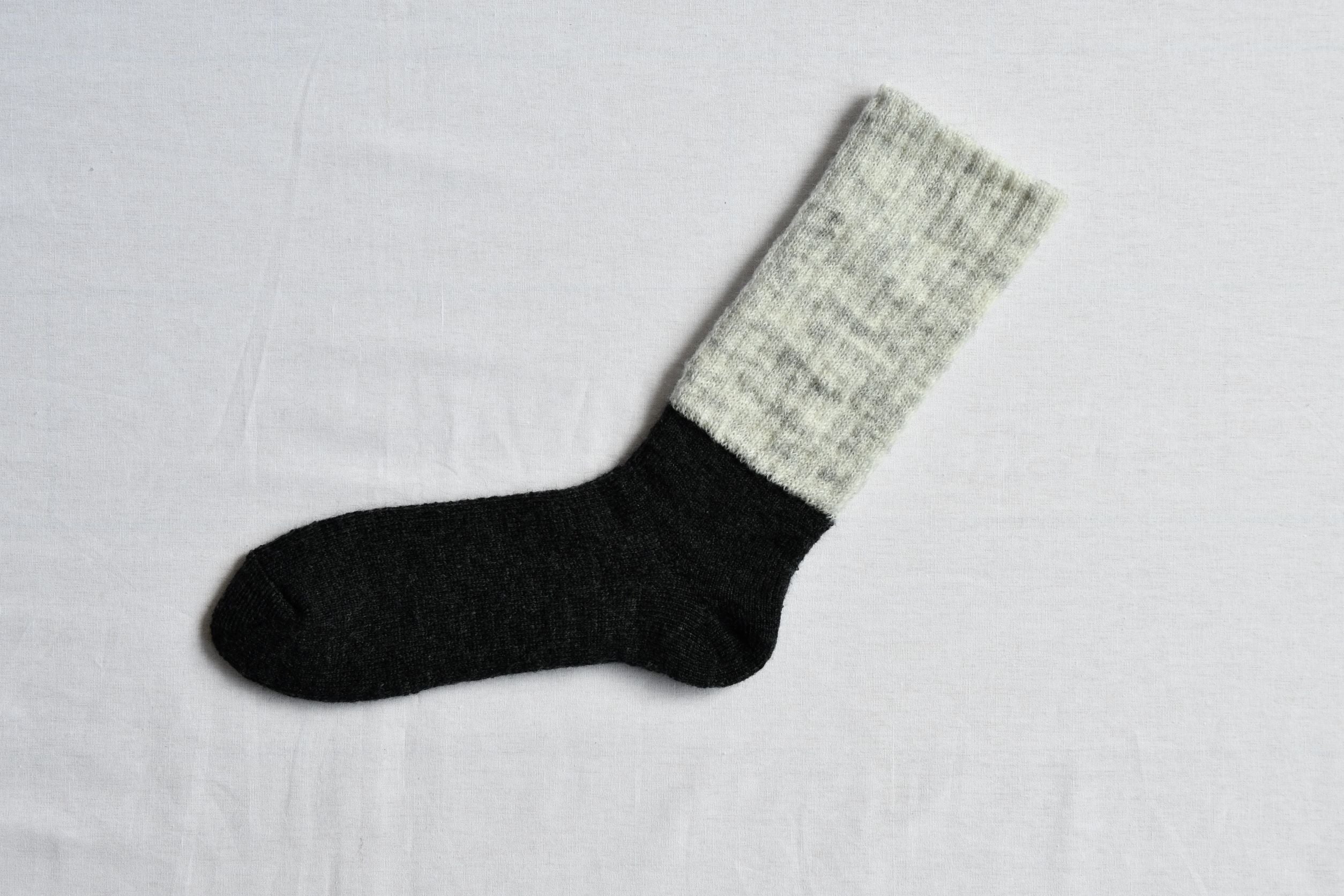 NISHIGUCHI KUTSUSHITA - Mohair Wool Pile Socks