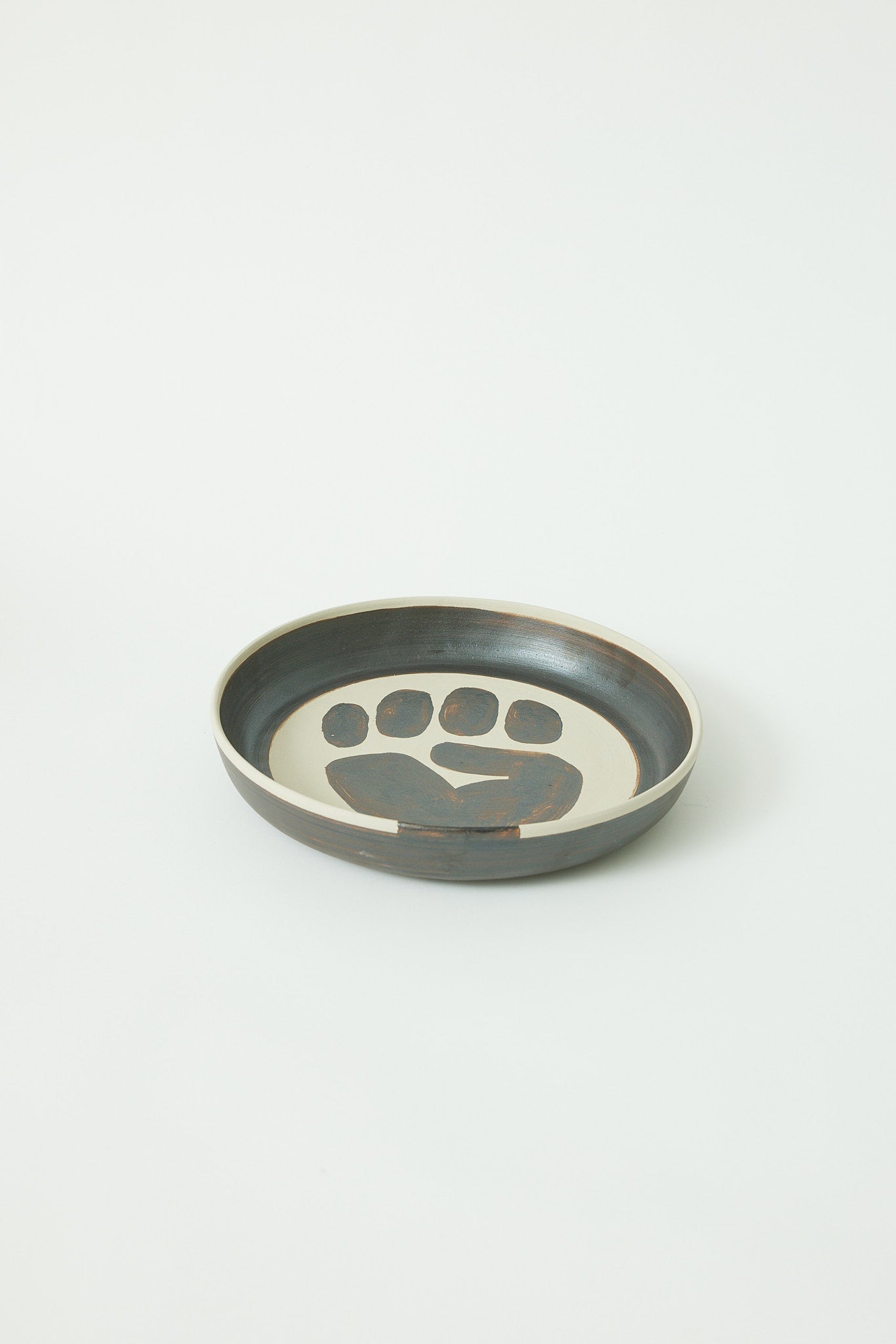 Wallace Female Dish - Brown