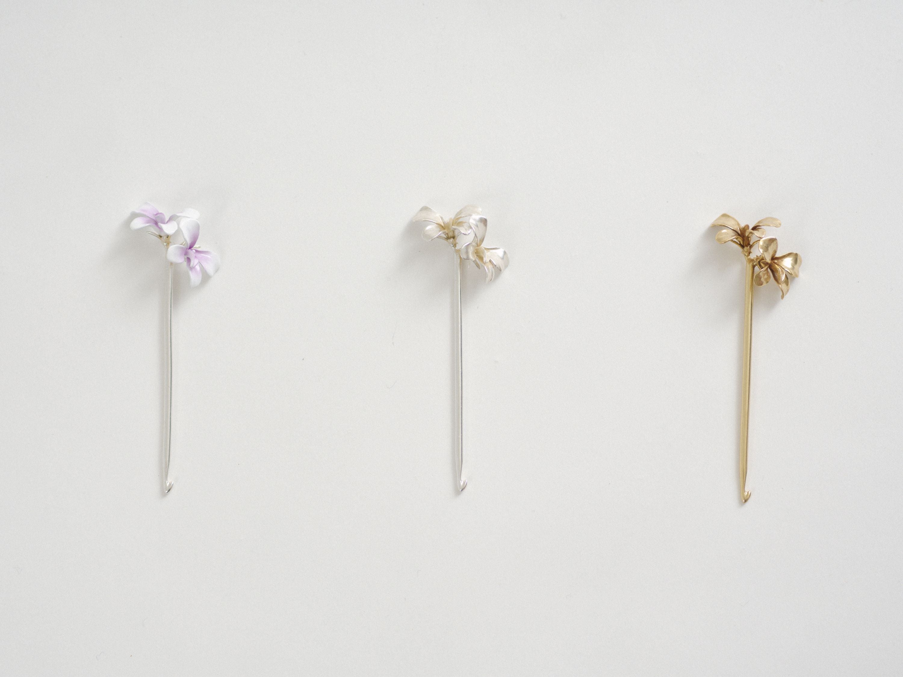 501-1 Crochet Needle Brooch - Silver