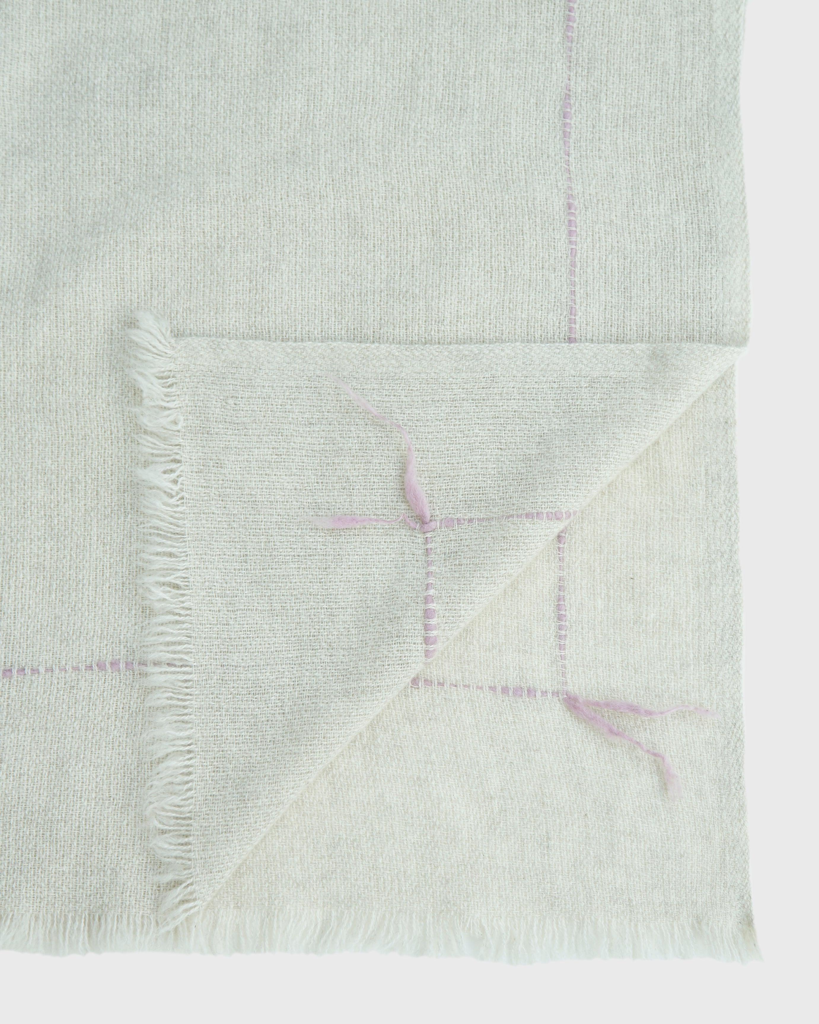 NORLHA - Air Throw Blanket - Natural White w/Pink