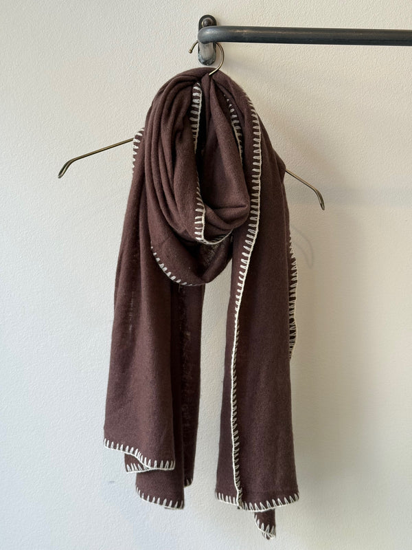 MOULETA - CASHMERE SCARF - DARK BROWN