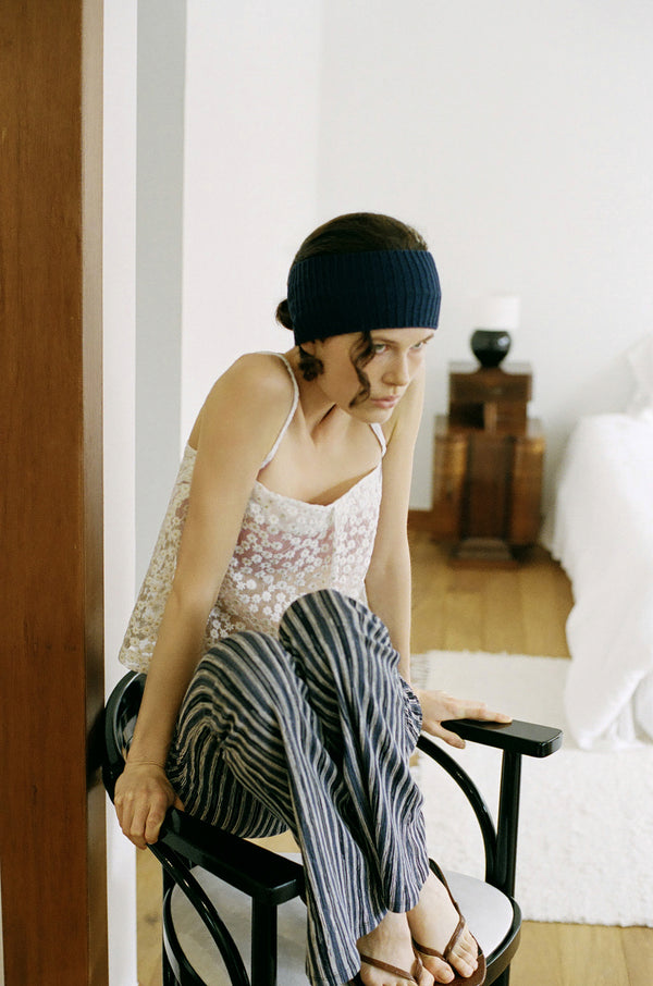 SUSUMU - INTERIOR TOP - DAISY
