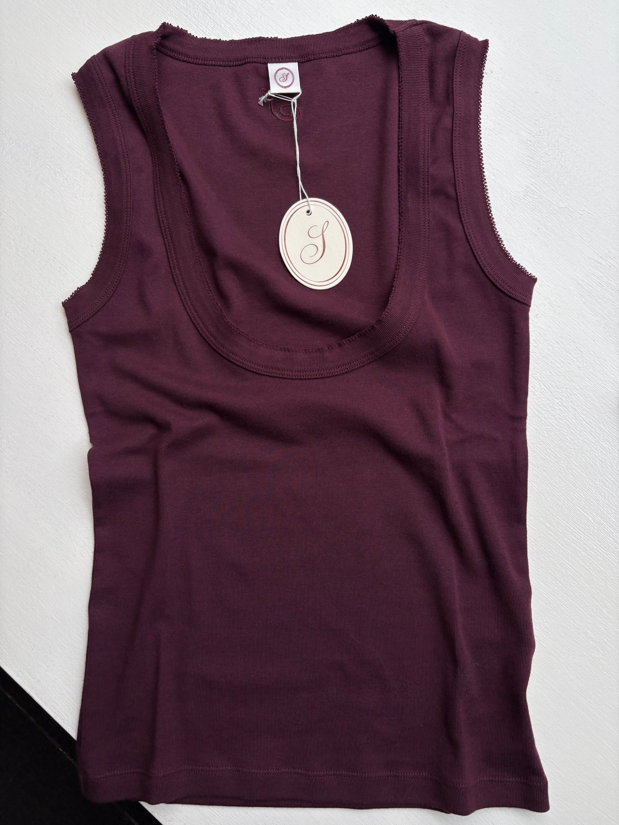 June Scoop Neck - Bordeaux