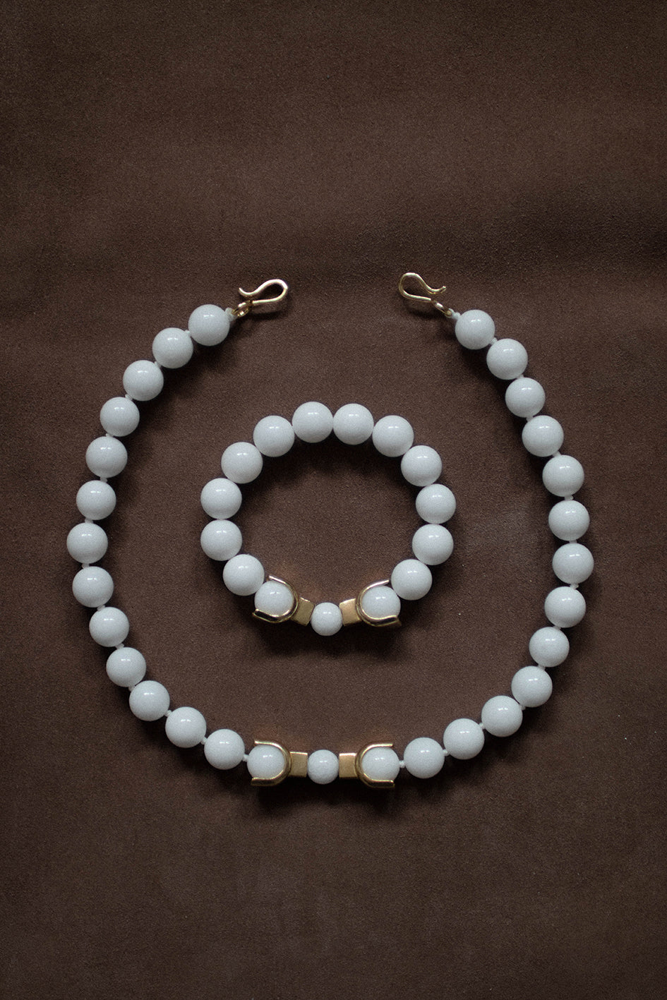 Necklace 42/24 - White Jade