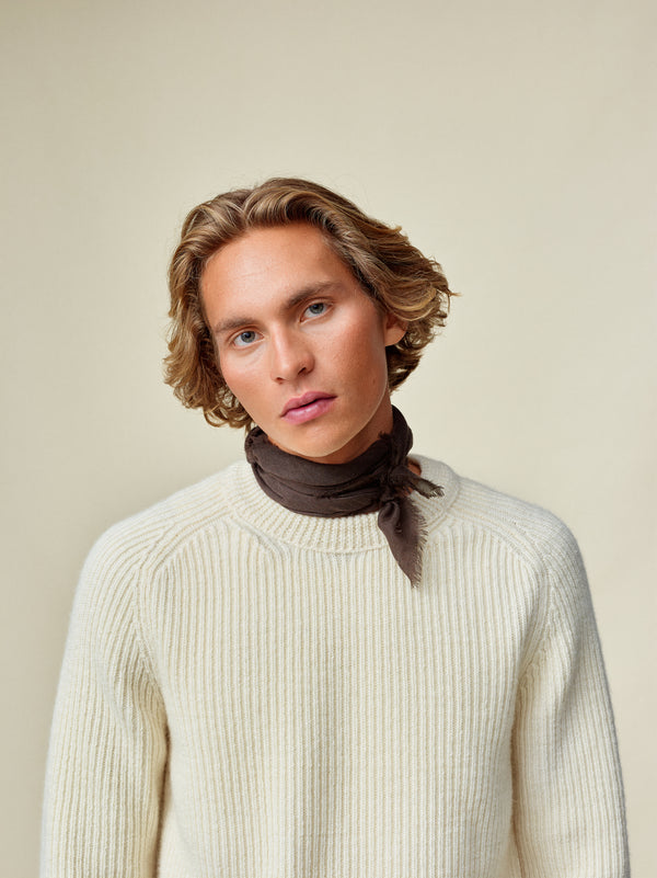 O.A. DEVOLD - NECK SCARF - BROWN