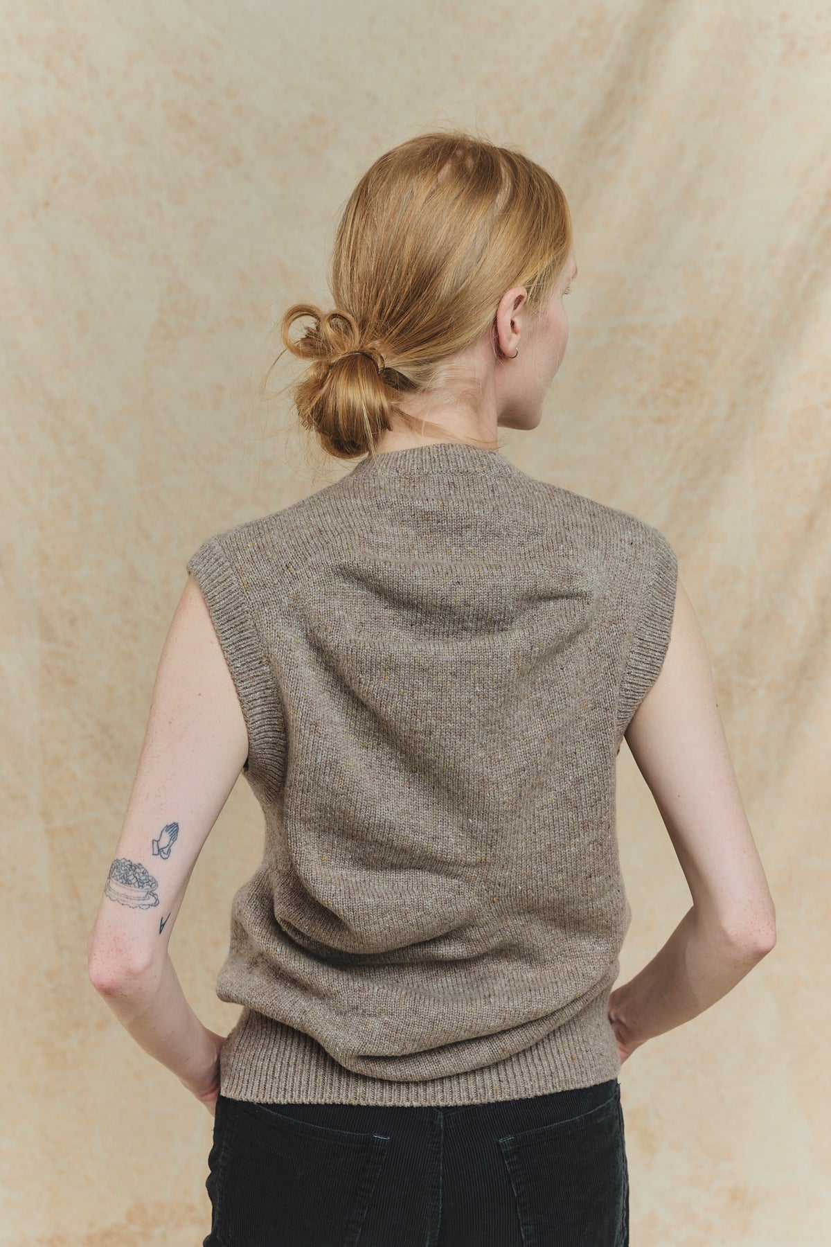 111-2 Vest - Beige