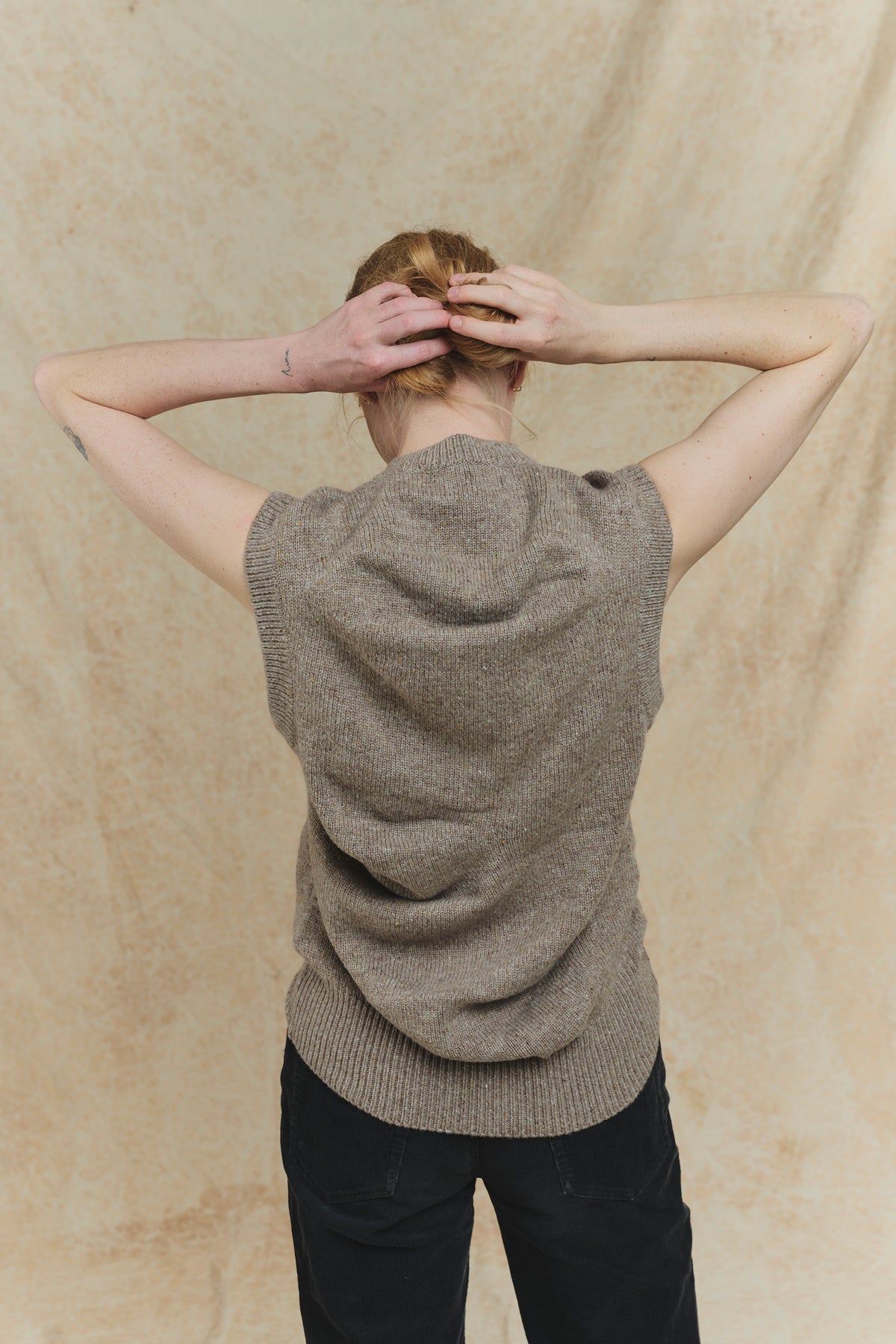 111-2 Vest - Beige