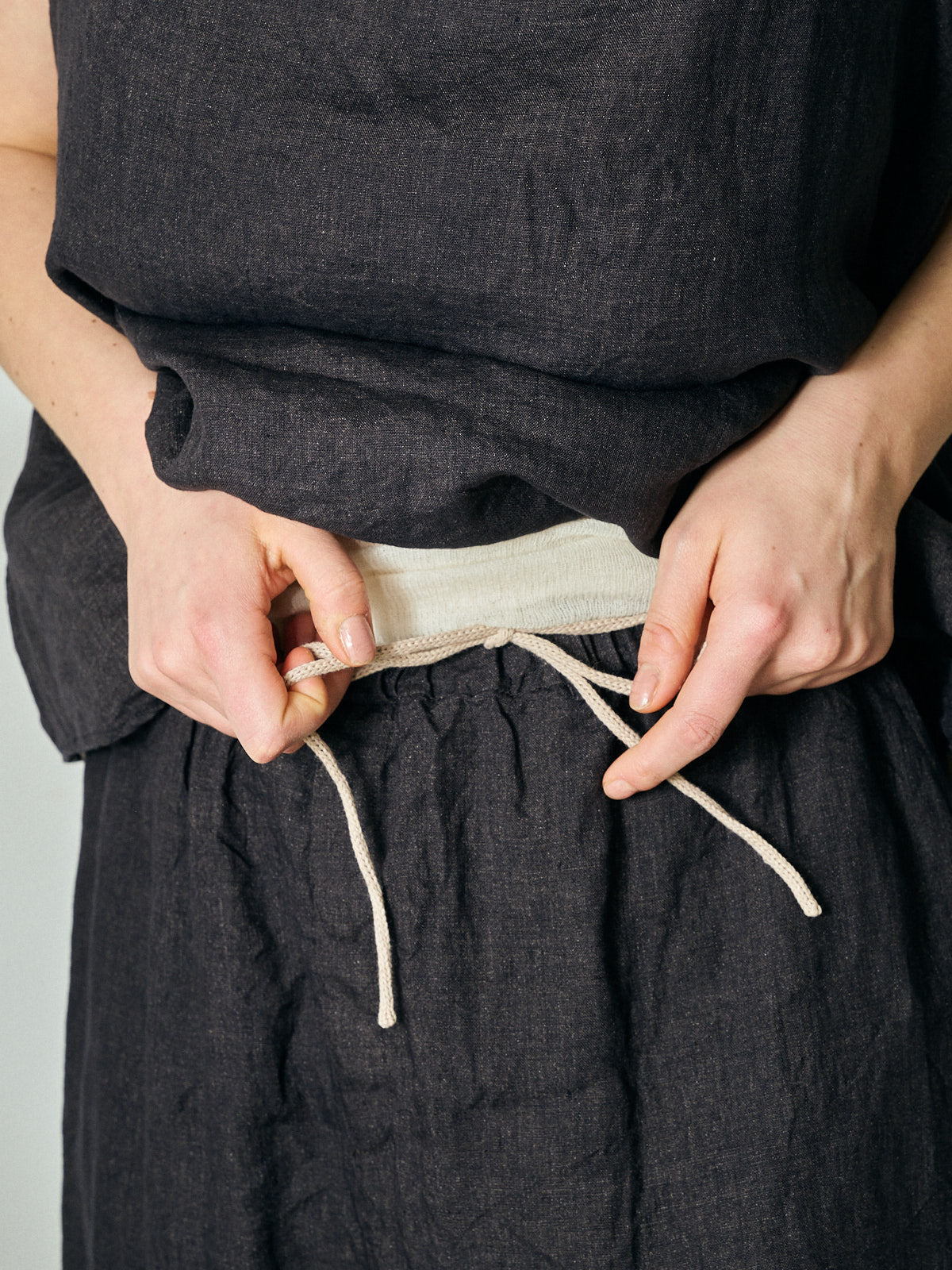 Wide Trousers - Medium Weight Linen