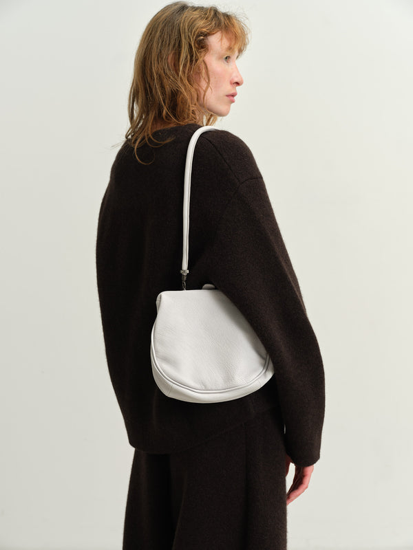 CHRISTIAN PEAU - LONG HANDLE GAMAGUCHI BAG - CHALK
