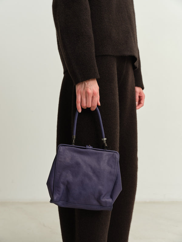 CHRISTIAN PEAU - TWO-WAY SQUARE GAMAGUCHI BAG - NAVY