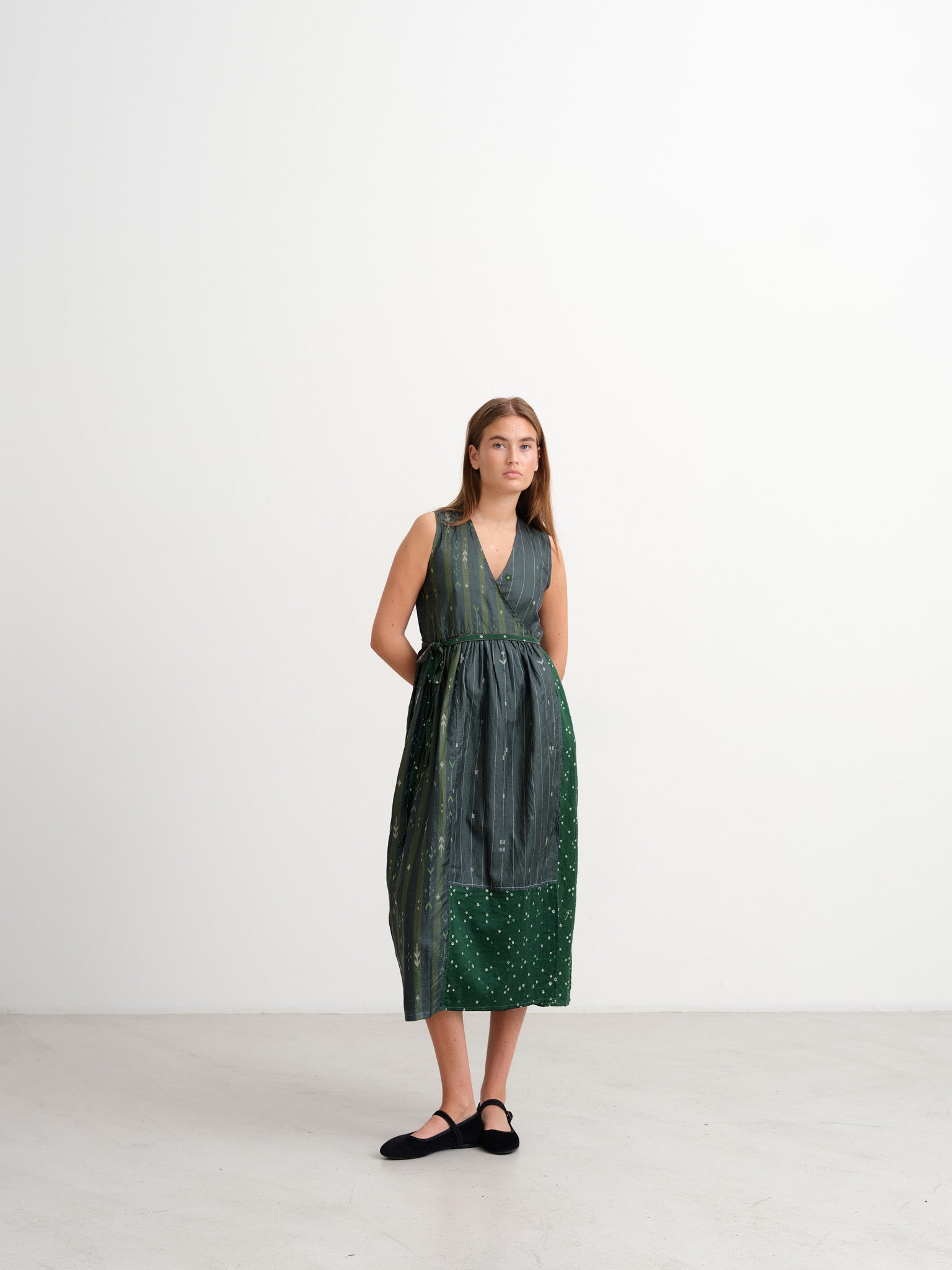INJIRI - AMBER 100 - WRAP DRESS