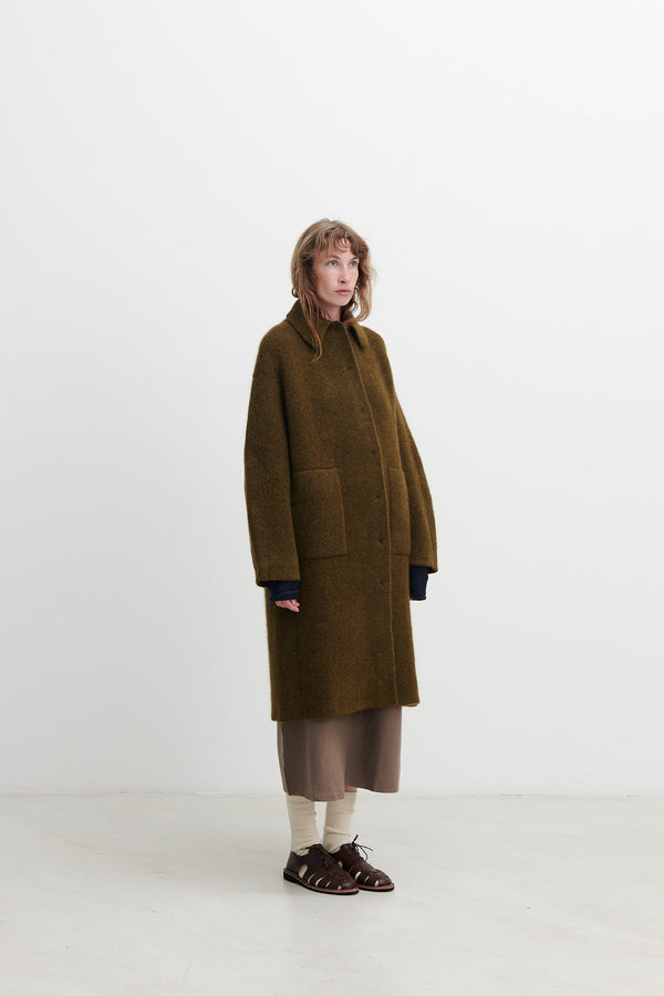 BOBOUTIC: Oversized coat with a small collar, hidden button closure in the front and two side pockets