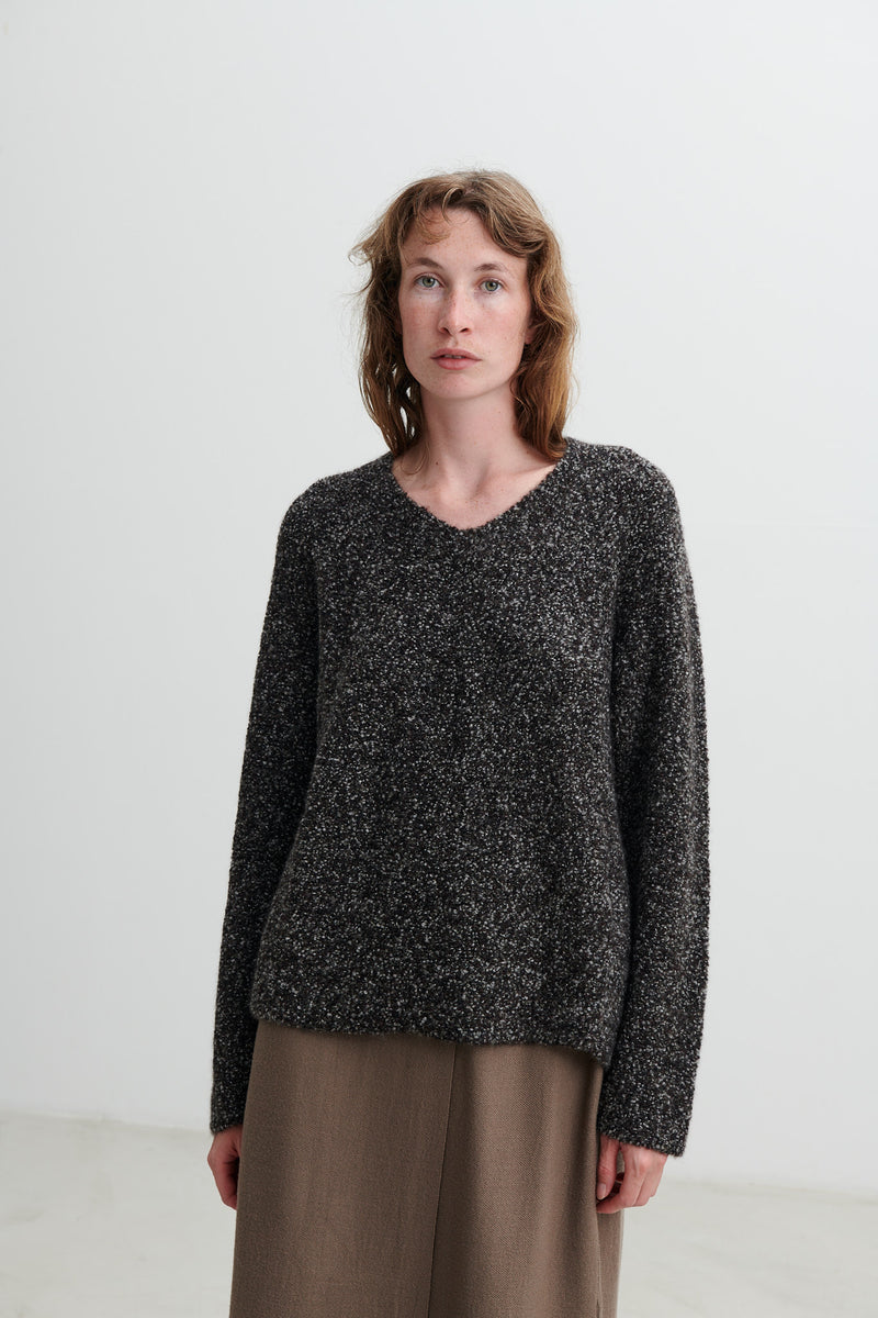 BOBOUTIC sweater in black mix cashmere and silk. Made in Italy