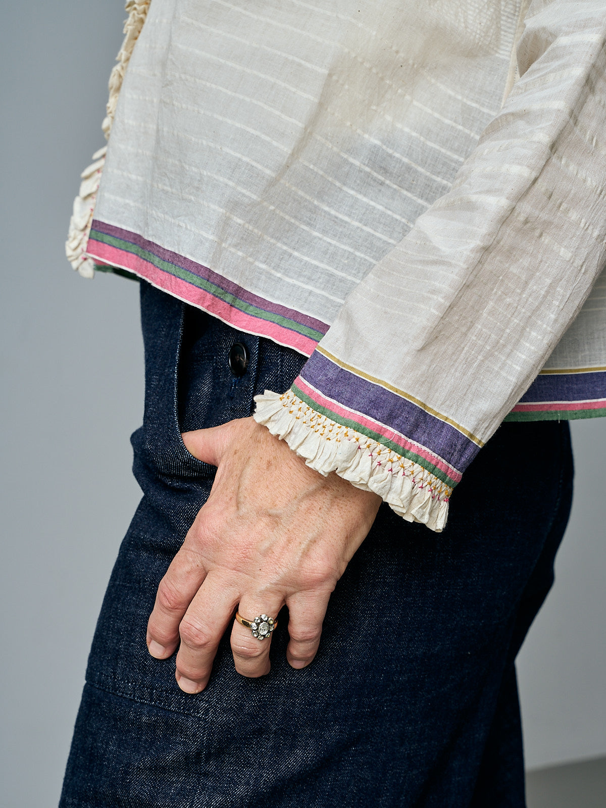 Herbarium-122 - Ruffle Shirt - Off-White