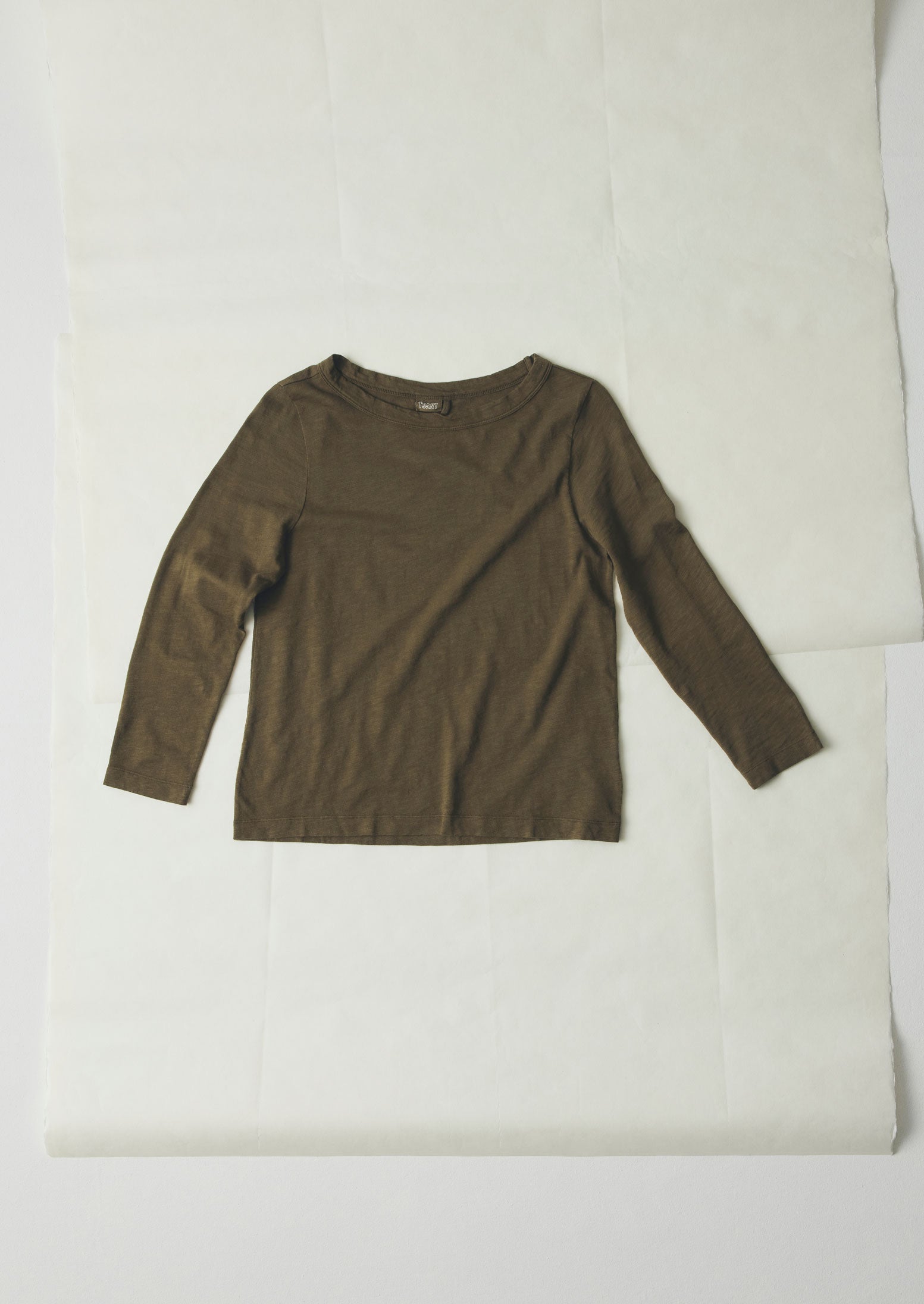 Lia Cotton Boat Neck Tee - Olive