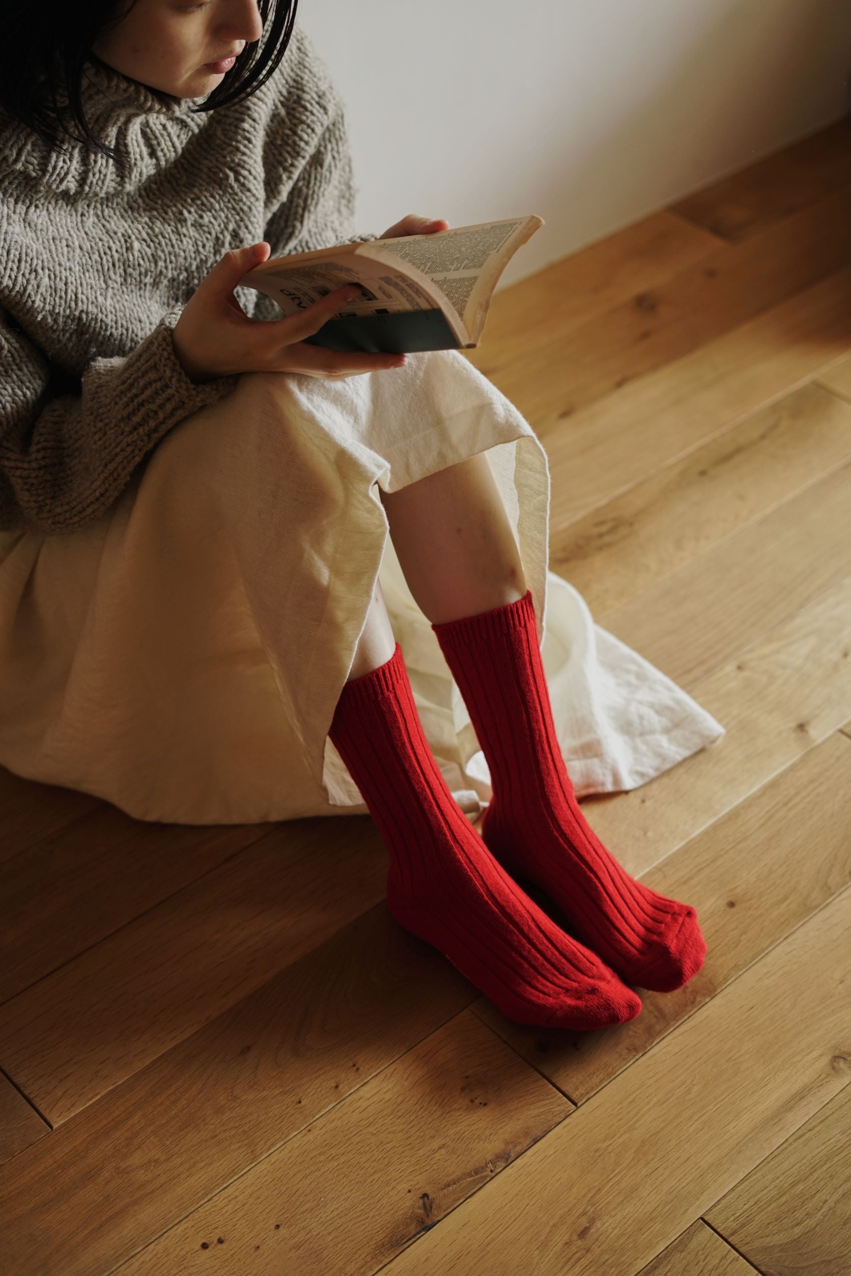 NISHIGUCHI KUTSUSHITA - Cashmere Ribbed Socks