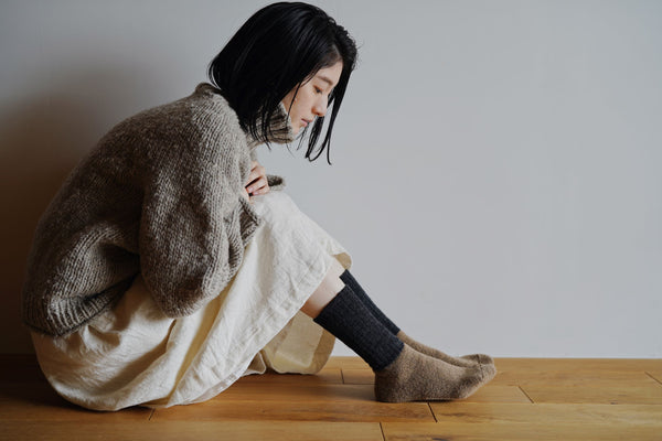 Women's Hakne Wool/Silk Toe Socks by Memeri Japan from