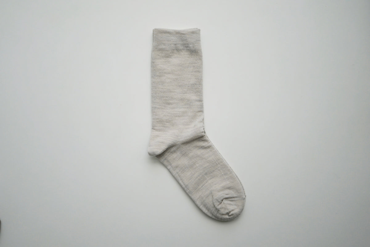 h a k n e - a Japanese sock brand - tété